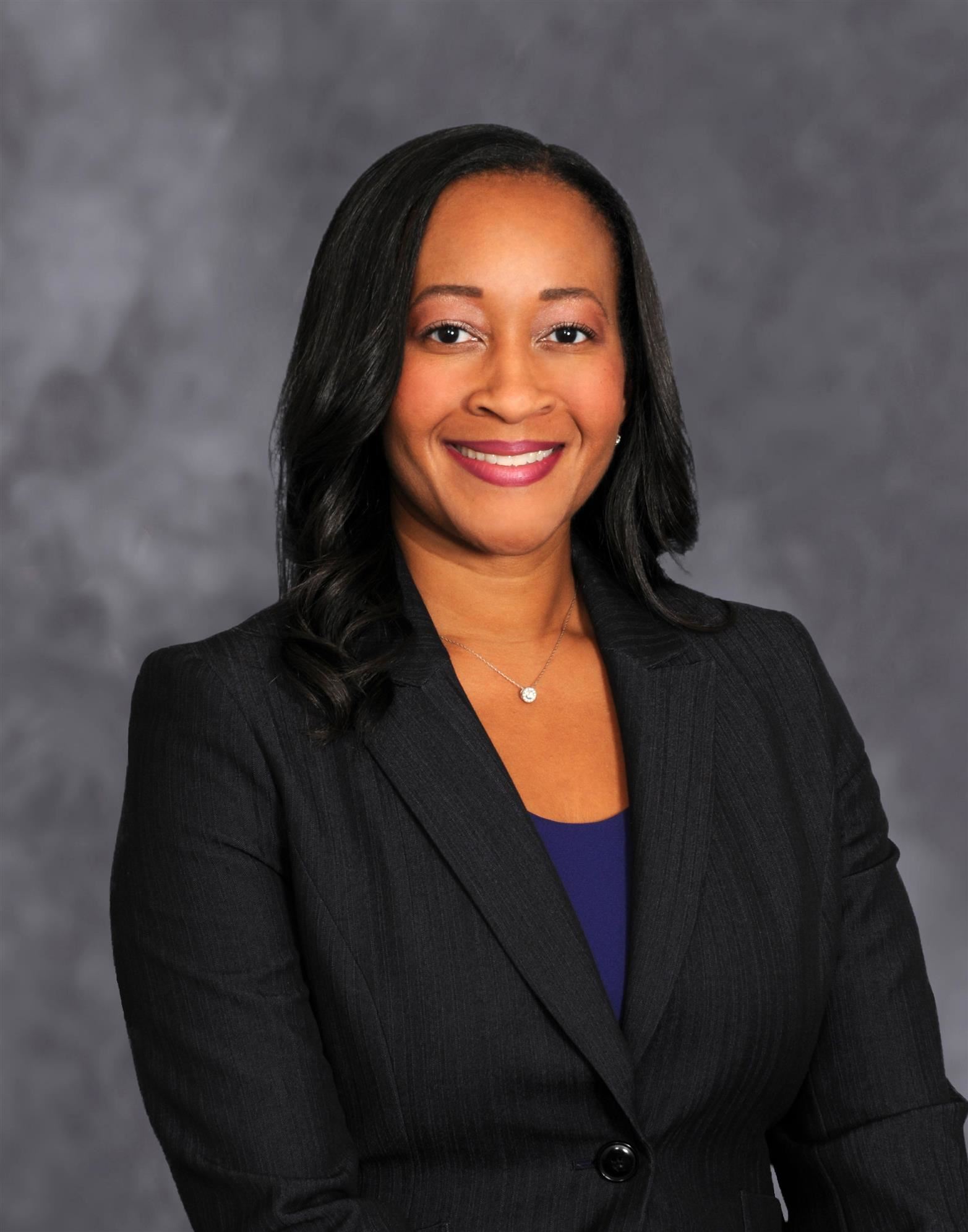 Dr. Adrienne Simmons